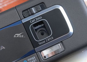 诺基亚6220 500万卡尔蔡司镜头与GPS的经典融合